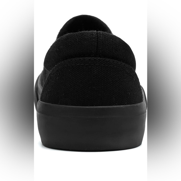 THE FASHION SUPPLY CAROLINA Low Top Slip On Canvas Sneakers, all black, size 10 - Picture 4 of 6